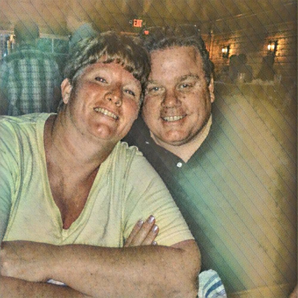 Meet your Posher, Lora